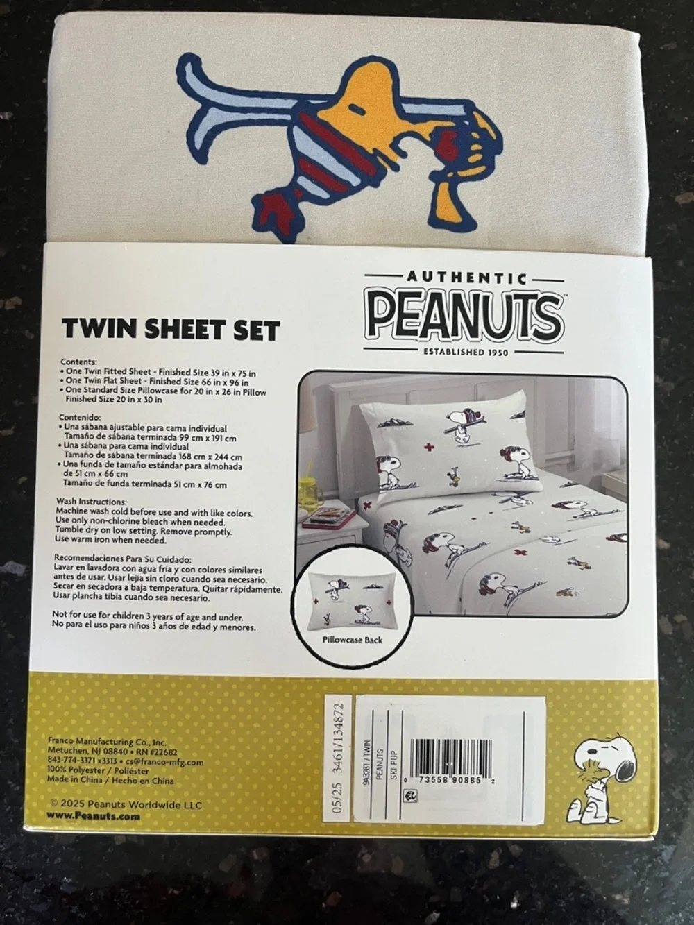 Peanuts Snoopy Ski Print in light gray Sheet Set